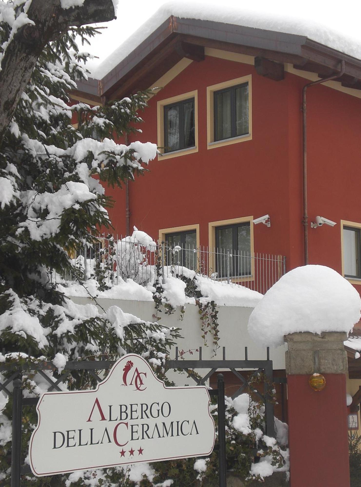 Albergo Della Ceramica Villanova Mondovì エクステリア 写真