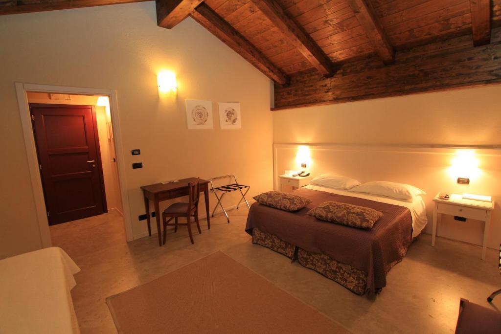 Albergo Della Ceramica Villanova Mondovì エクステリア 写真